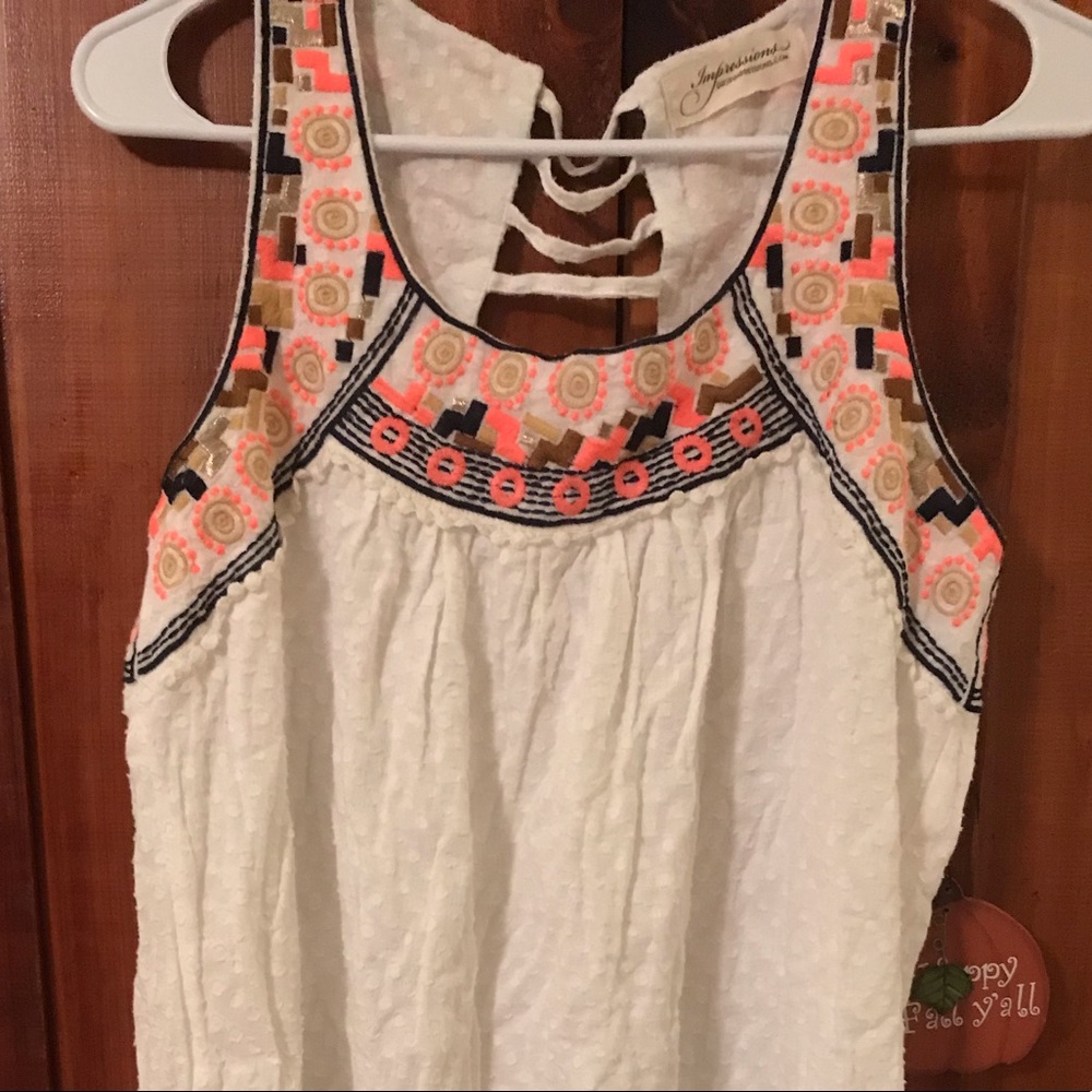 Dress - Picture 2 of 5